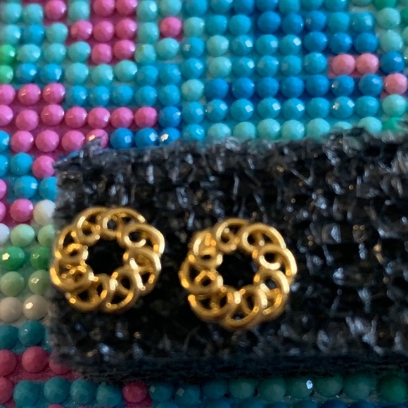 Earrings stud and watches - Picture 11 of 13